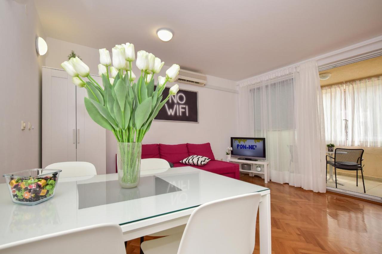 Heart Of Makarska Apartment Exterior photo