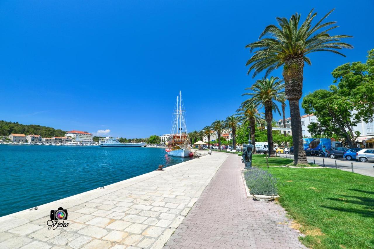 Heart Of Makarska Apartment Exterior photo