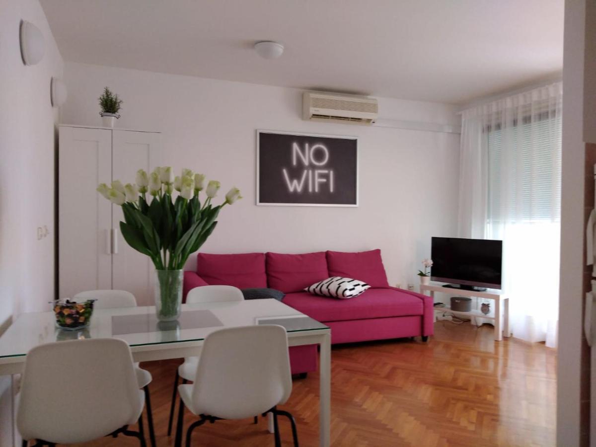 Heart Of Makarska Apartment Exterior photo