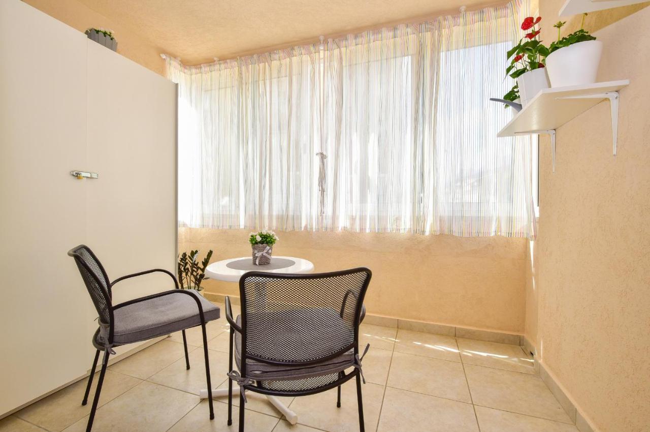 Heart Of Makarska Apartment Exterior photo