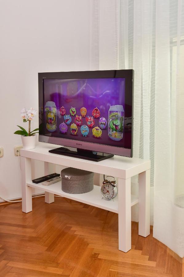 Heart Of Makarska Apartment Exterior photo
